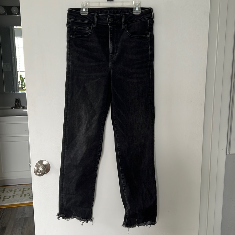 Black wash mom jean